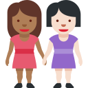 👩🏾🤝👩🏻 Deux Femmes Se Tenant La Main : Peau Mate Et Peau Claire; Twitter v12.0